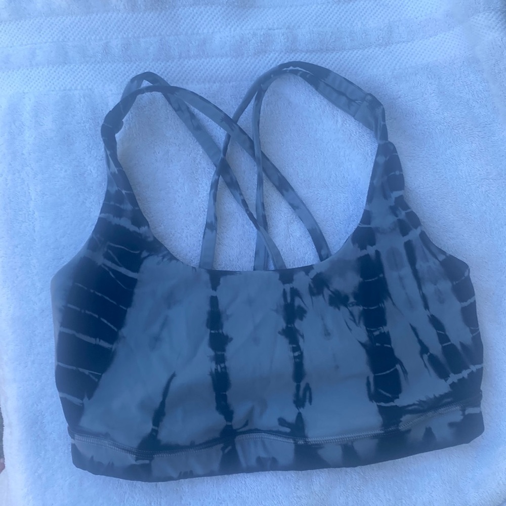 Lululemon  size 4